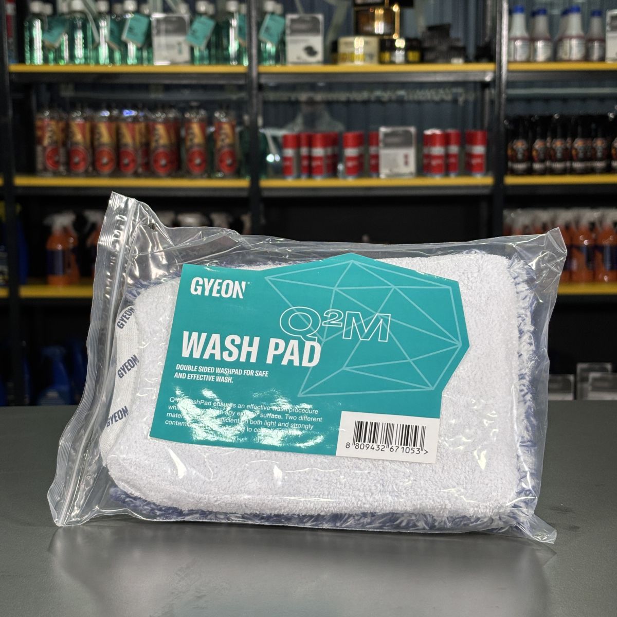 GYEON Q²M Wash Pad Çift Yüzlü Araç Yıkama Eldiveni - Washpad Mikrofiber Eldiven